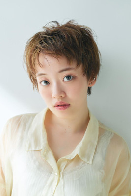 ショートレイヤースタイルベージュカラー【FIRST】宮島祐太