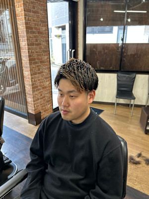 七三ツーブロックスタイル