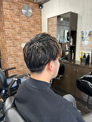 七三ツーブロックスタイル