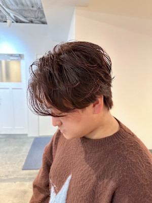 センターパート×レッドブラウン