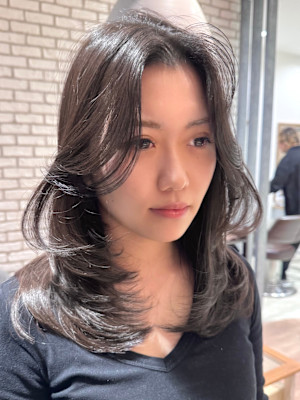 軽やかに動く大人レイヤー【三軒茶屋】