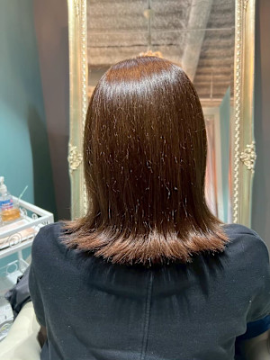 重軽な外ハネスタイル