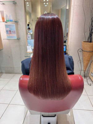 血色感アップのピンクブラウン