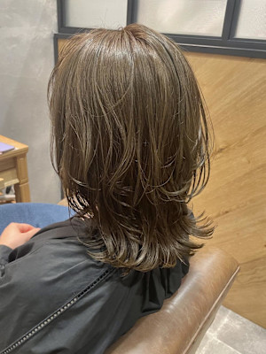 オリーブカラー×ふわふわレイヤー