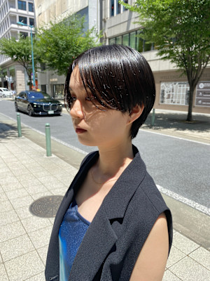 ステップボーンカットショート/センターパート