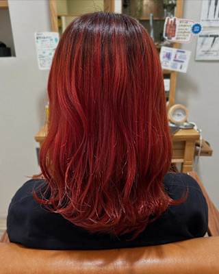 ルーツカラーレッド