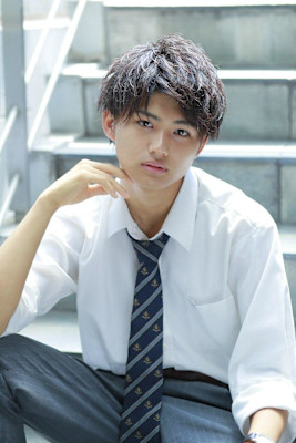 アップバング　高校生　校則