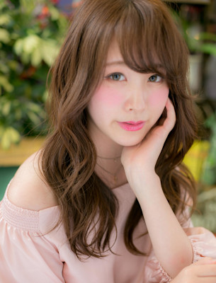 極上☆斜めバングで小顔見せ♪フラワ-ウェ-ブ　韓国風巻き