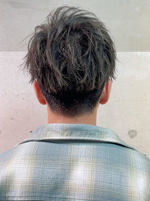 人気のバランスのツイストショート