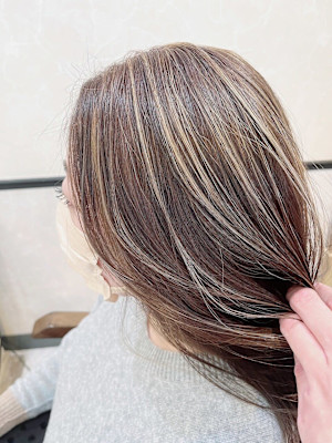 ハイライト/艶髪ロング/コントラストカラー