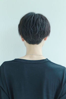 ナチュラルセンターパートブルーブラック