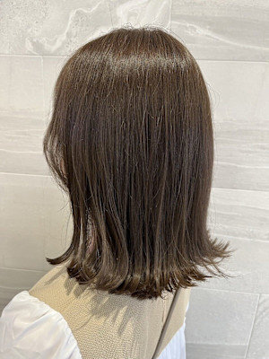 切りっぱなし/外ハネ/ラフ感ミディアム