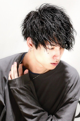 ソフトツイスト工口パーマアシメマッシュ