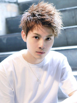 爽やかスパイキーショート