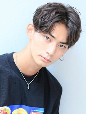 お洒落髪！スパイラルセンターパート