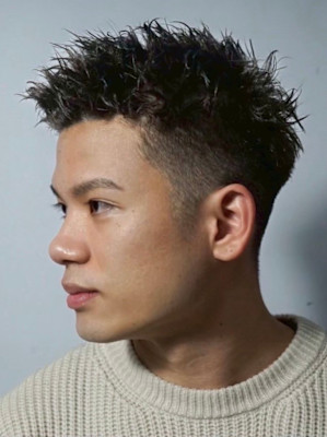 スパイキーパーマ