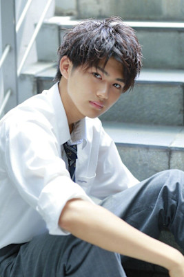 アップバング　高校生　校則