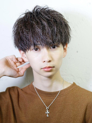 横顔が決まるソフトツイスト