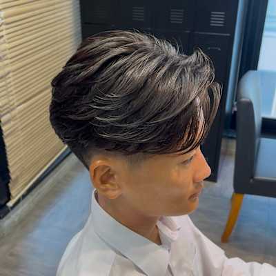 [藤沢]メンズカット黒髪センターパートフェザーパーマ