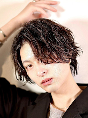 《フェザーパーマ》センターパート