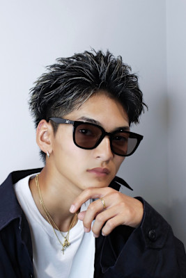 スパイキーショート