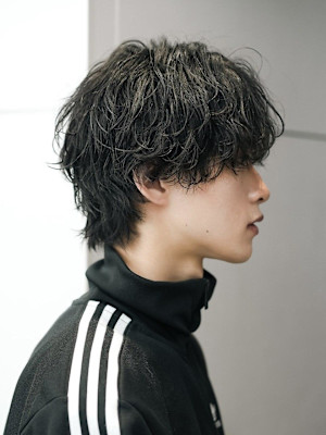 韓国風　緩め　波巻パーマ