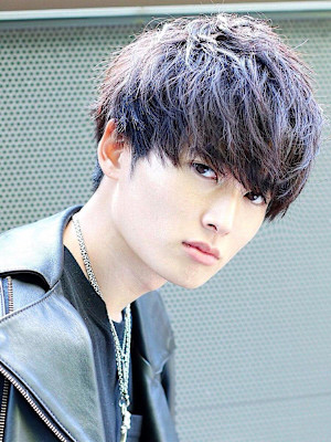 ナチュラル束感サイドパートモテマッシュ