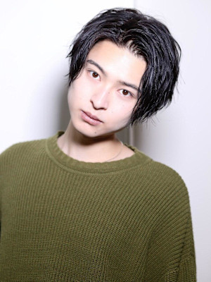 【艶髪】ミディアムセンターパート