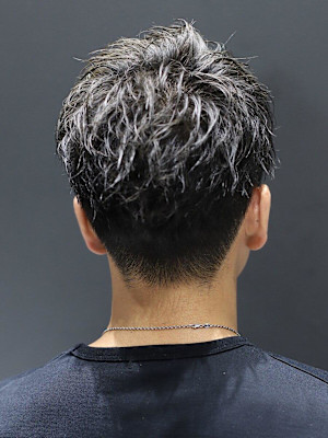 ソフトツイスト　アップバングショート