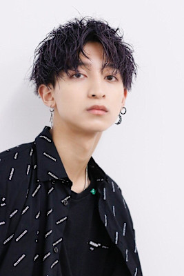 ツヤコンマバング