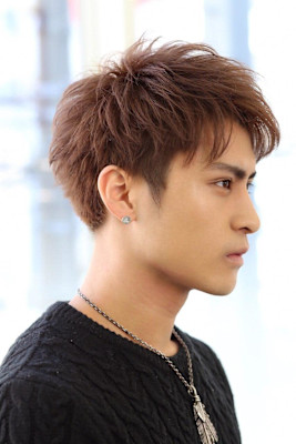 ハーフアップヘア