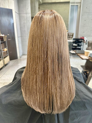 ミルクティーベージュ