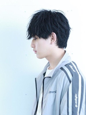 爽やか、緩めのメンズパーマ