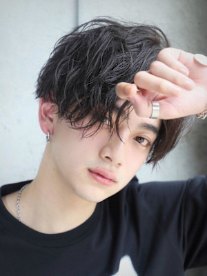 無造作センターパート