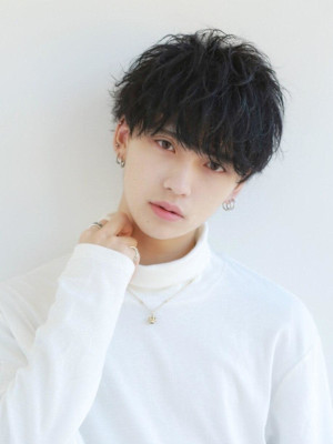 ほつれる束感【フレイカールマッシュ】