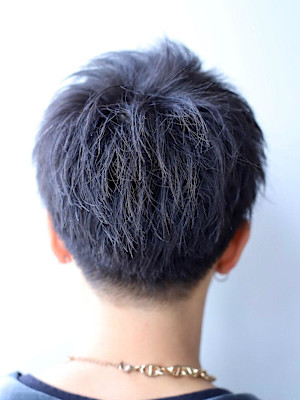 ソフトツイストパーマをかけて朝の時間を簡単に！