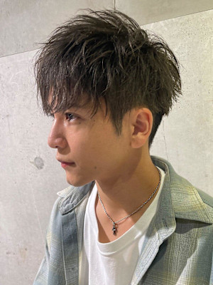 人気のバランスのツイストショート