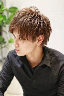 フェザーハーフアップバング