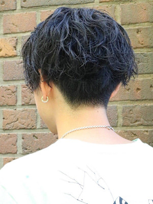 センターパートモテウェーブ