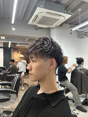 神田脩弥/ツイストスパイラルパーマ/ツイスパ