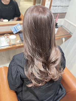 [Neolive kuta] ベージュカラー[町田]