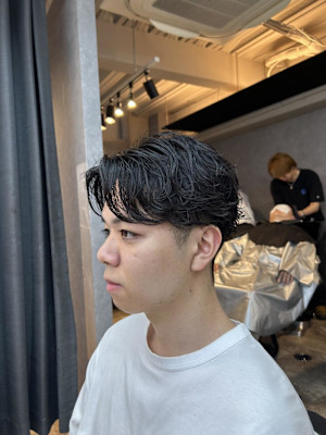 神田脩弥/センターパート/ニュアンスパーマ