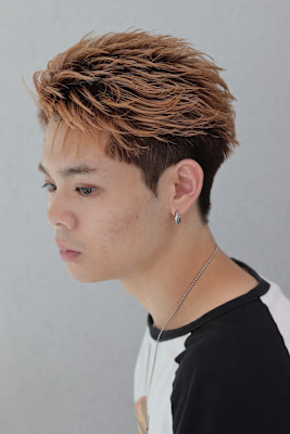 スパイキーフェザー