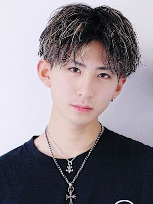 ソフツイストセンターパートハイライト