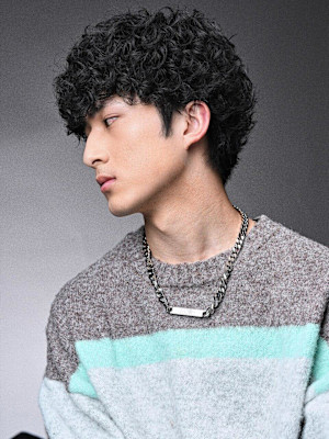 外国人風パーマ スペインカール