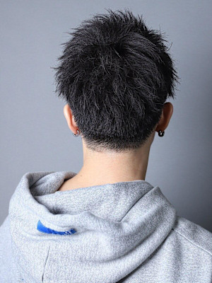 ソフトツイストで決まる！アップショート