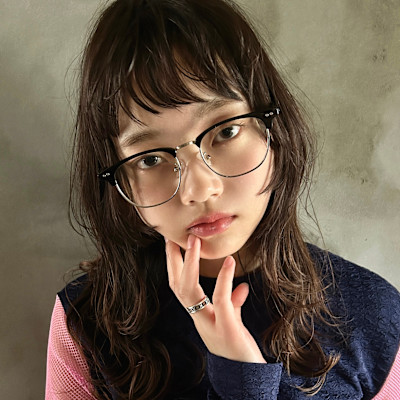 くすみベージュくびれヘア