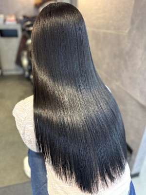 《鈴木茉奈》ブルーブラック/アッシュブラック/艶髪