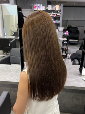 ate. 髪質改善 心斎橋【アテ】×スタイル