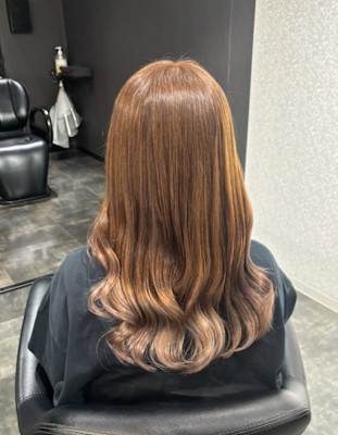 キャラメルベージュ